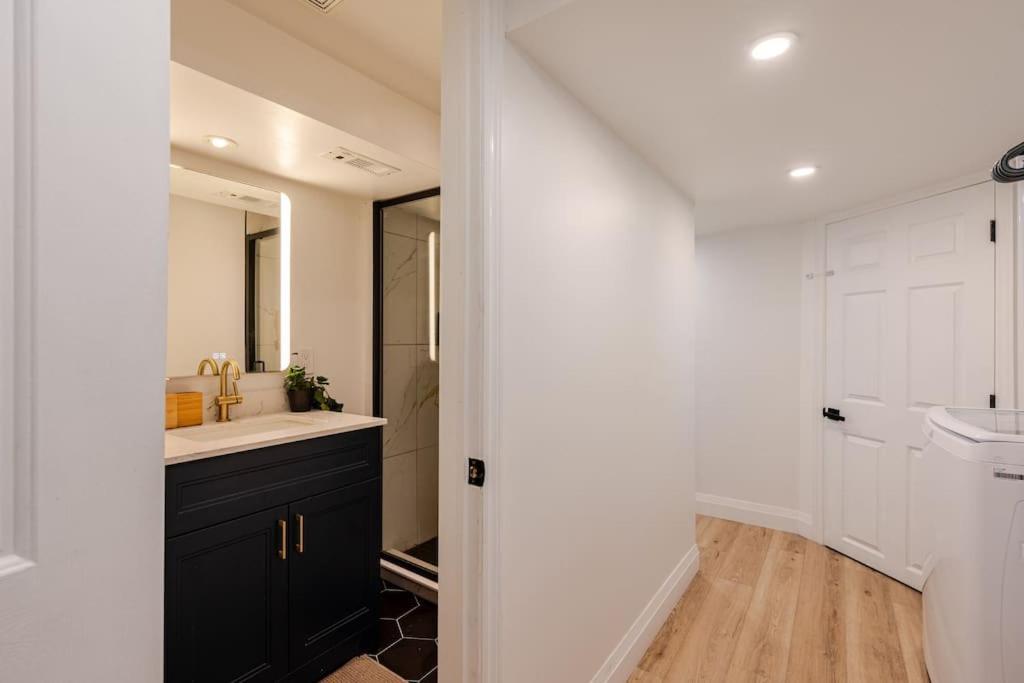 Luxury New Spacious Apartment - Country Hills, Kitchener Exterior foto